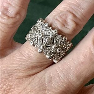 SOLD 🦕🐟🐛🌷🦋🐠🐳🌻🌷🌺🐛🌹🦐⭐️❤️💕🦀🐳🌻🐕🦑